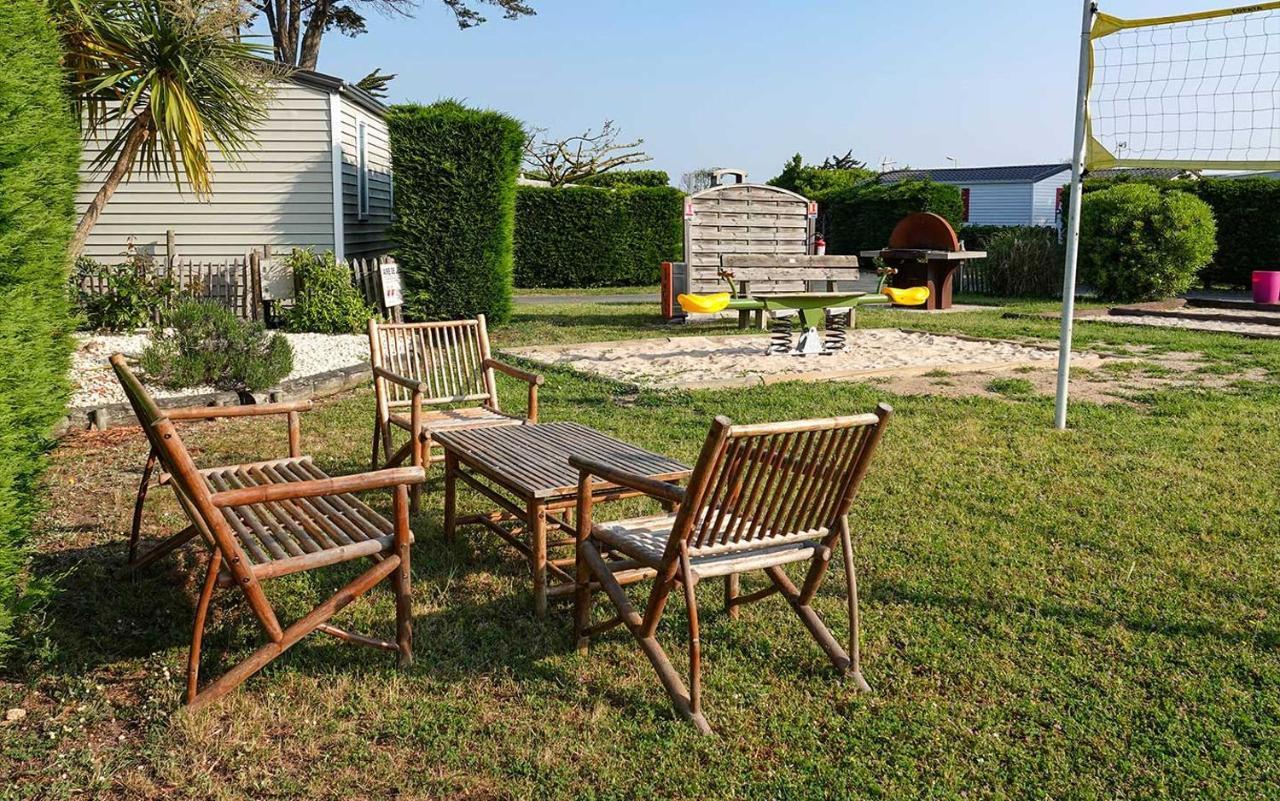 Camping Les Perouses Saint-Clement-des-Baleines Exterior photo